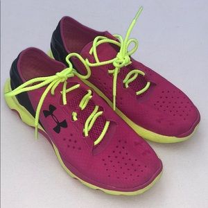 EUC Under Armour Speedform Running Shoes Sz 8.5
